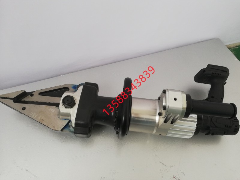318c04f5707896d85c90a330ec3afa9_副本