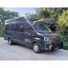 江铃福特10-14座运兵车